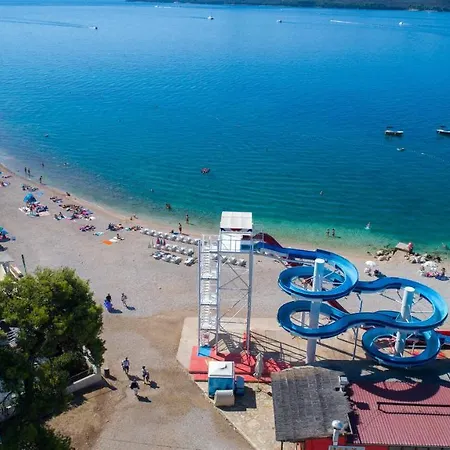 Amalthea Biograd Na Moru